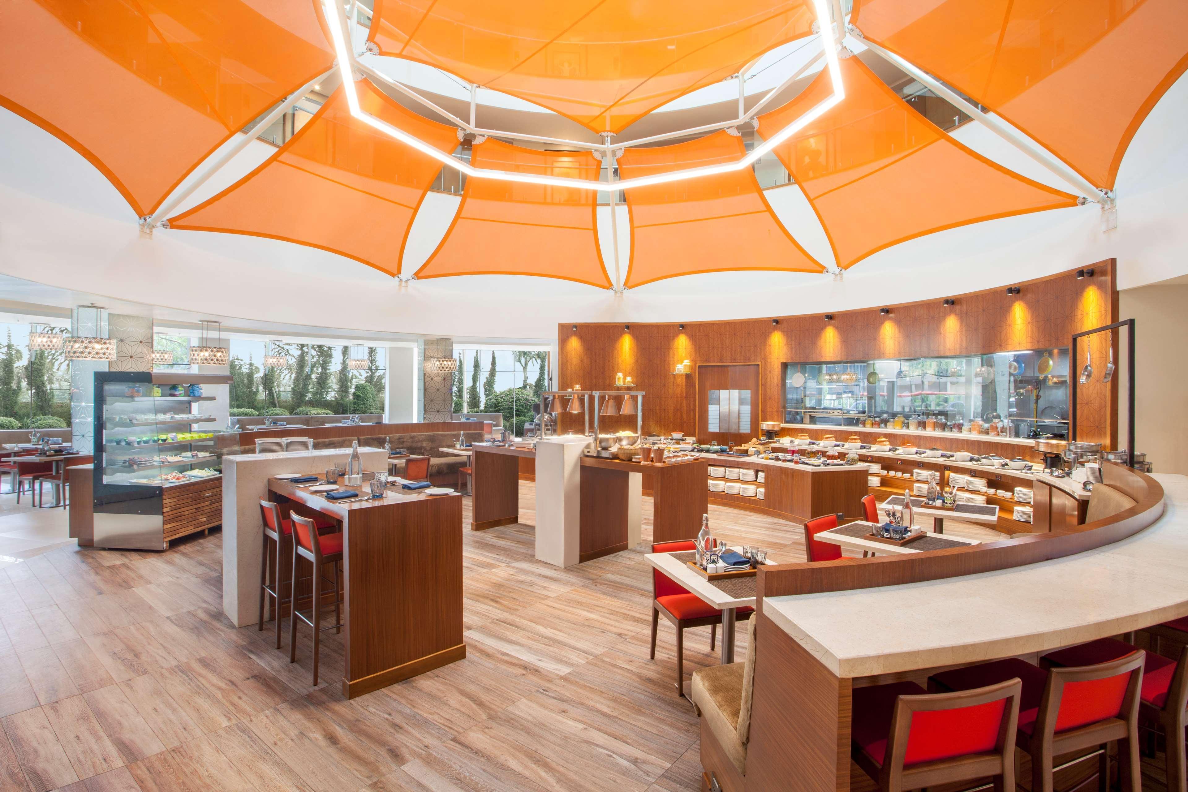 Hyatt Place Hyderabad Banjara Hills Екстер'єр фото The restaurant