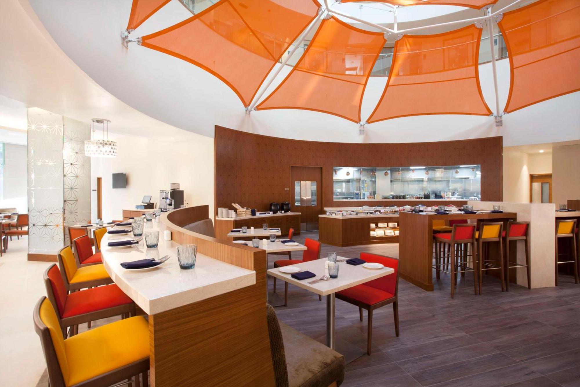 Hyatt Place Hyderabad Banjara Hills Екстер'єр фото The restaurant